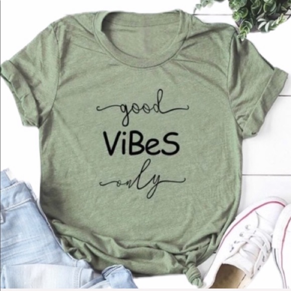 PLUS good vibes only graphic green tee - Picture 4 of 4